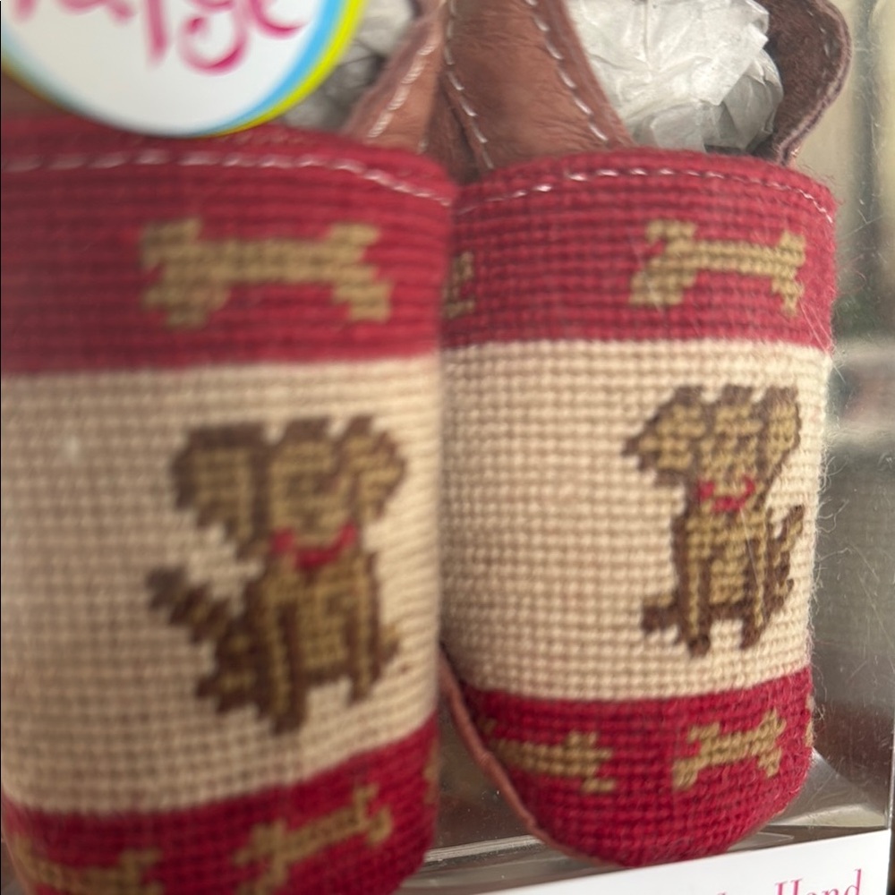 By Paige Needlepoint Dog Crib Shoes / Infant Shoes. NWT 0-6 Month - Picture 5 of 5